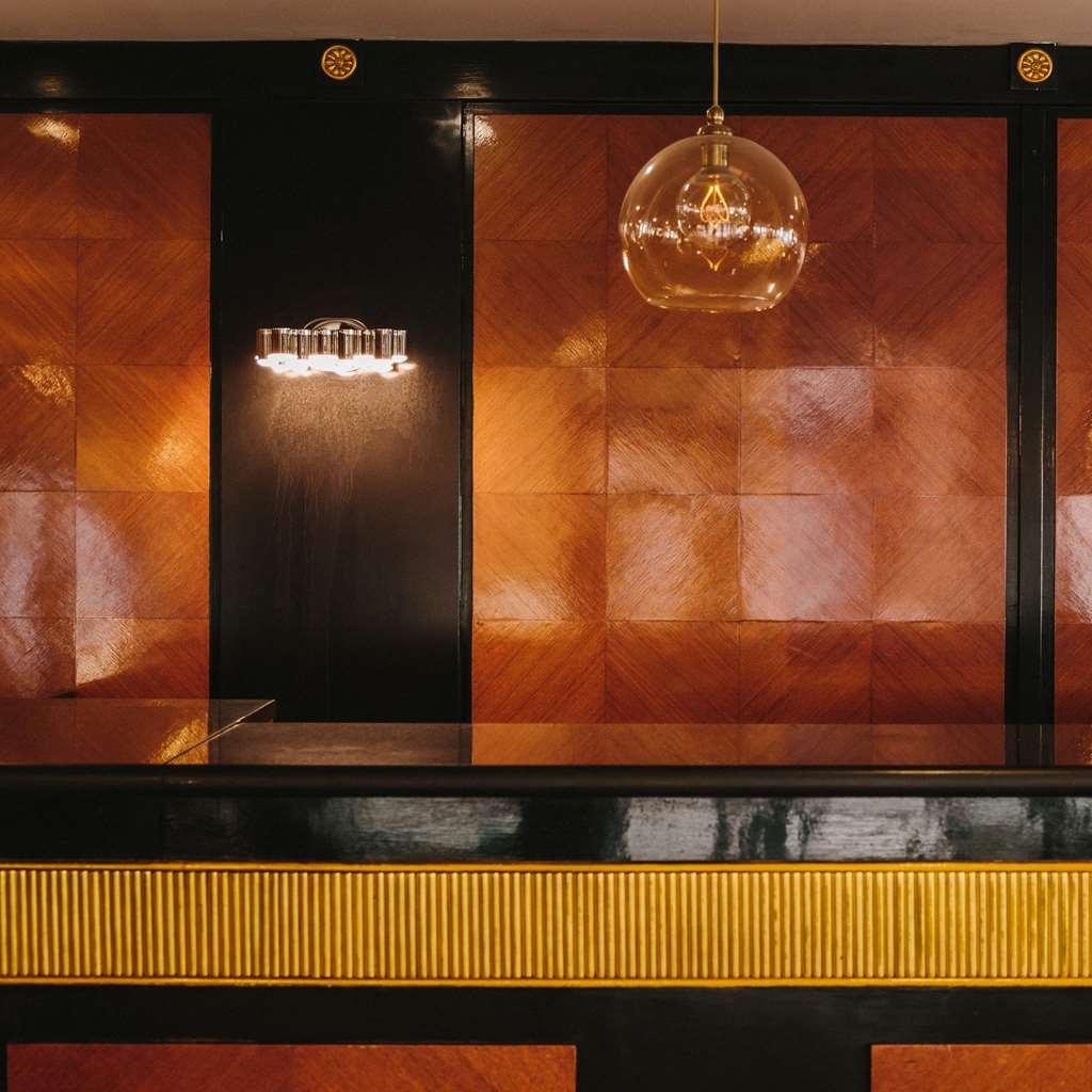 Stamford Suites (Adults Only) Interior photo
