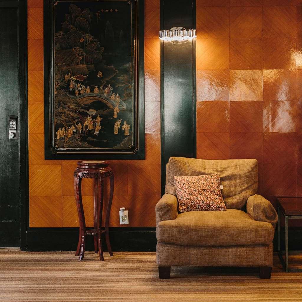 Stamford Suites (Adults Only) Interior photo