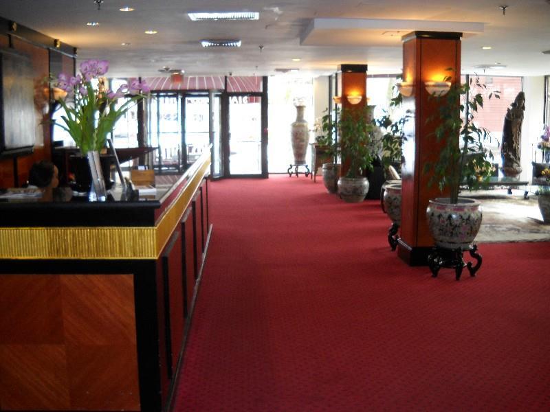 Stamford Suites (Adults Only) Interior photo
