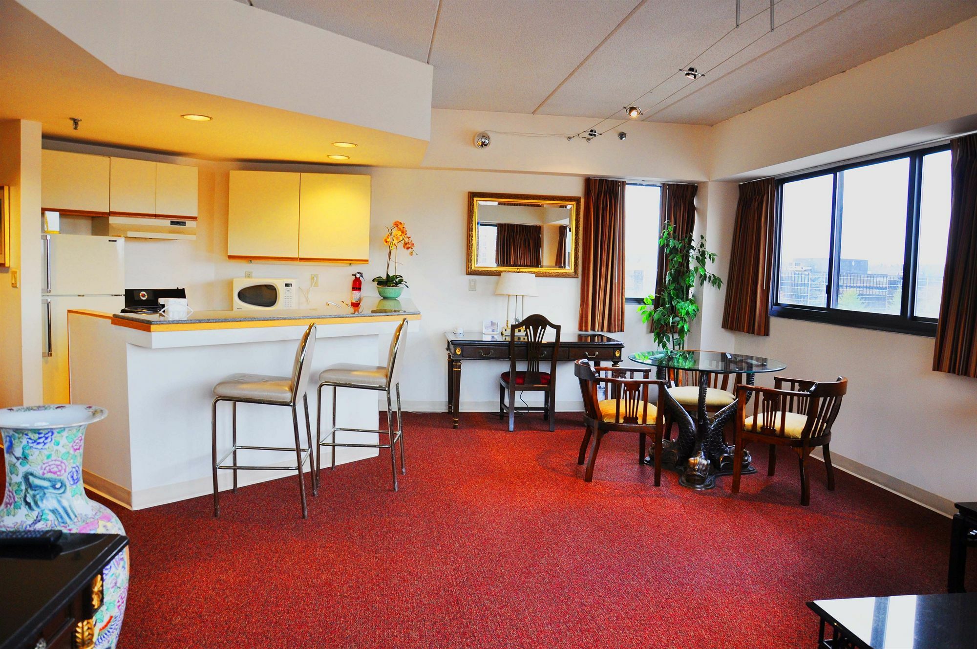 Stamford Suites (Adults Only) Exterior photo